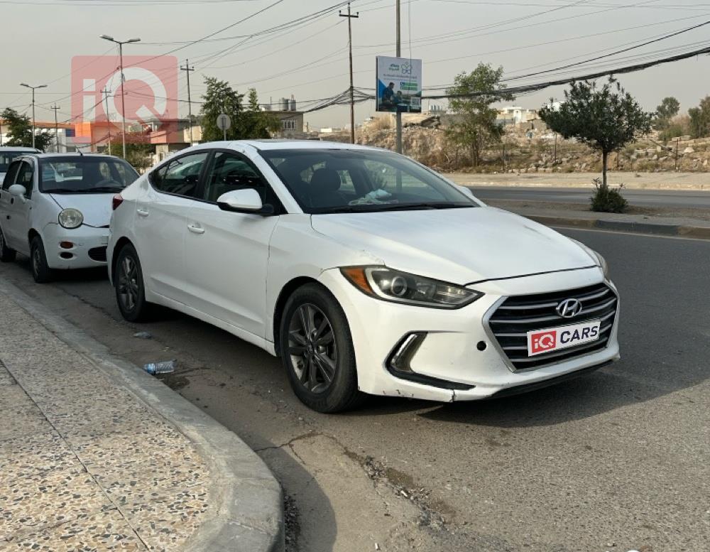هيونداي النترا